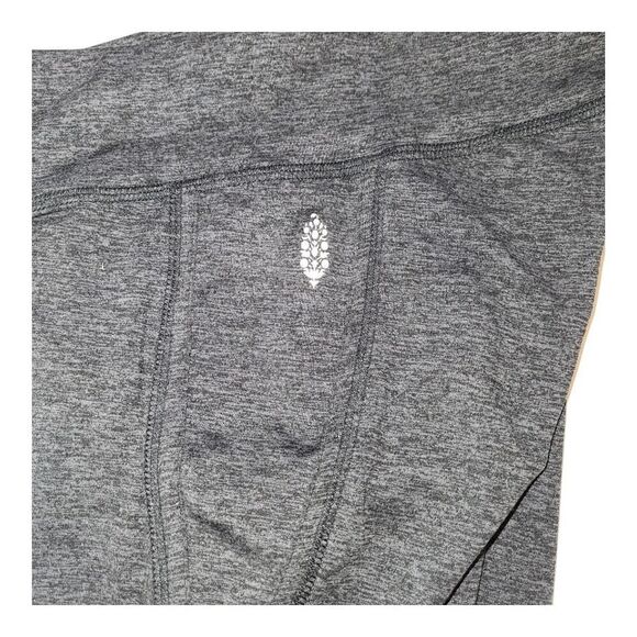 NEW Free People Movement Medium Gray Black Cropped Leggings Cutouts Athleisure - Picture 4 of 13
